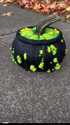 Colorful no carve pumpkin decorating ideas showcased for fall celebrations