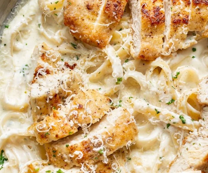 Creamy Chicken Fettuccine Alfredo