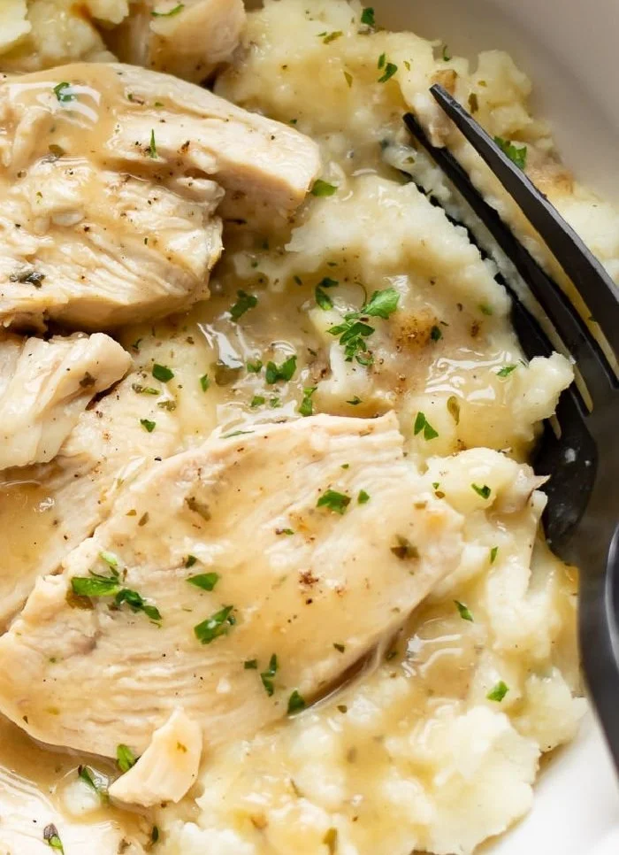 Easy Instant Pot Chicken and Gravy