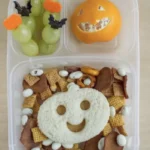 halloween pumpkin bento lunch idea halloween sna 2026 08 06 180912 701x1024 1